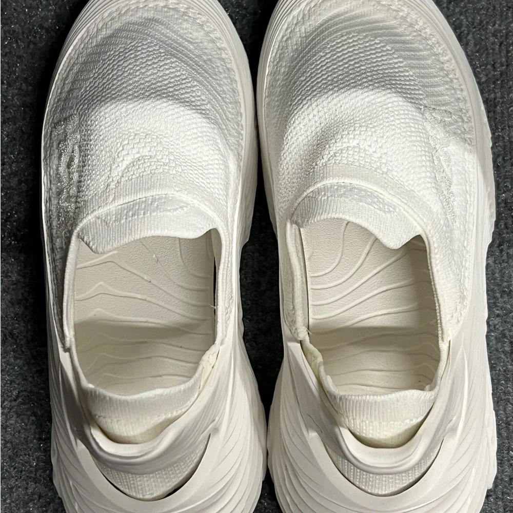 HOKA One One Restore TC White Slip On Sneakers
#1134532RAWW Men’s 8 Women’s 9 - Picture 3 of 5